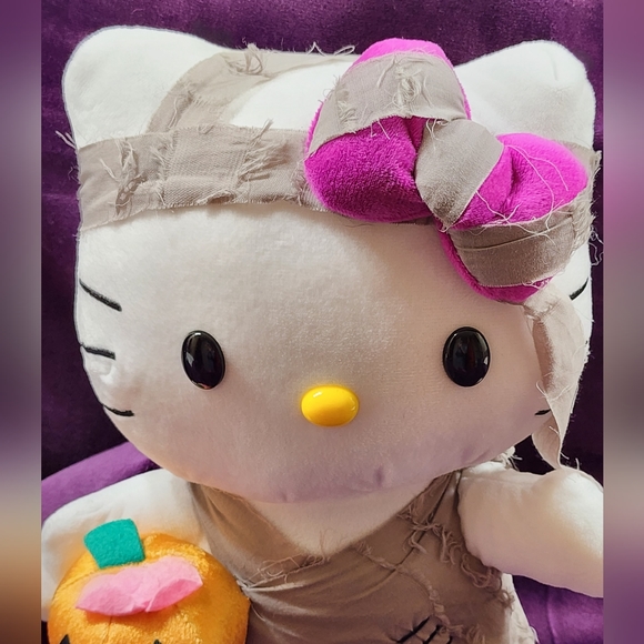 Hello Kitty Mummy Greeter with Sound and Action Side Stepper Halloween Decor - Picture 3 of 5